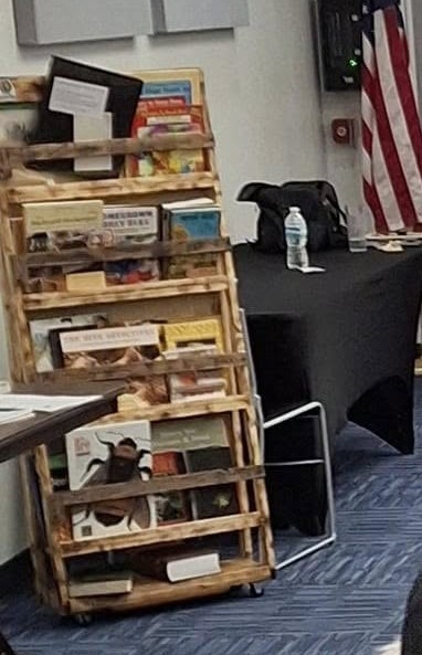Photo of beekeeping books in the TBBA library